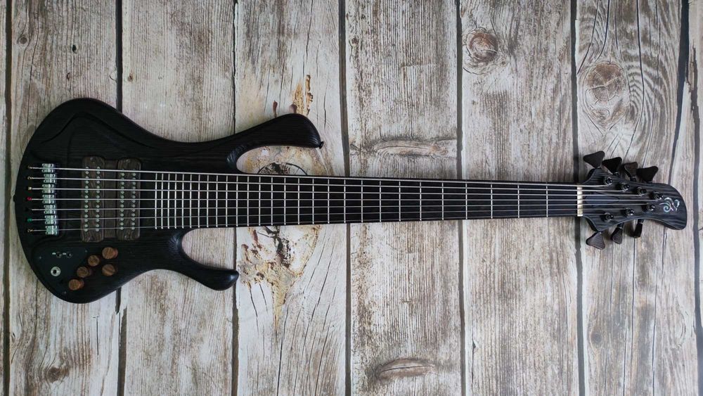 Zakrzewski Superior SV7 Custom – Boutique Bass,  gitara basowa