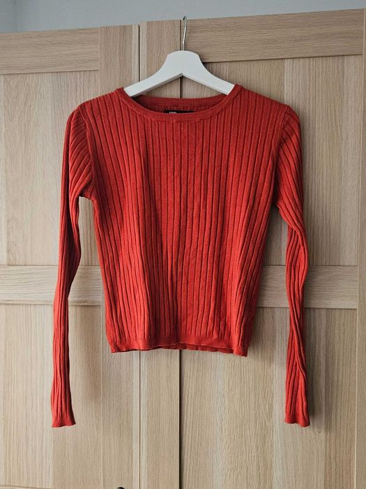 Sweter ceglany czerwony M w prążki