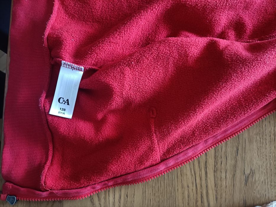 Bluza firmy C&A zapinana na zamek