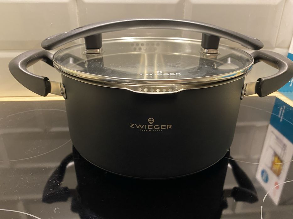 Zwieger Garnek 24 cm 5l z cedzakiem