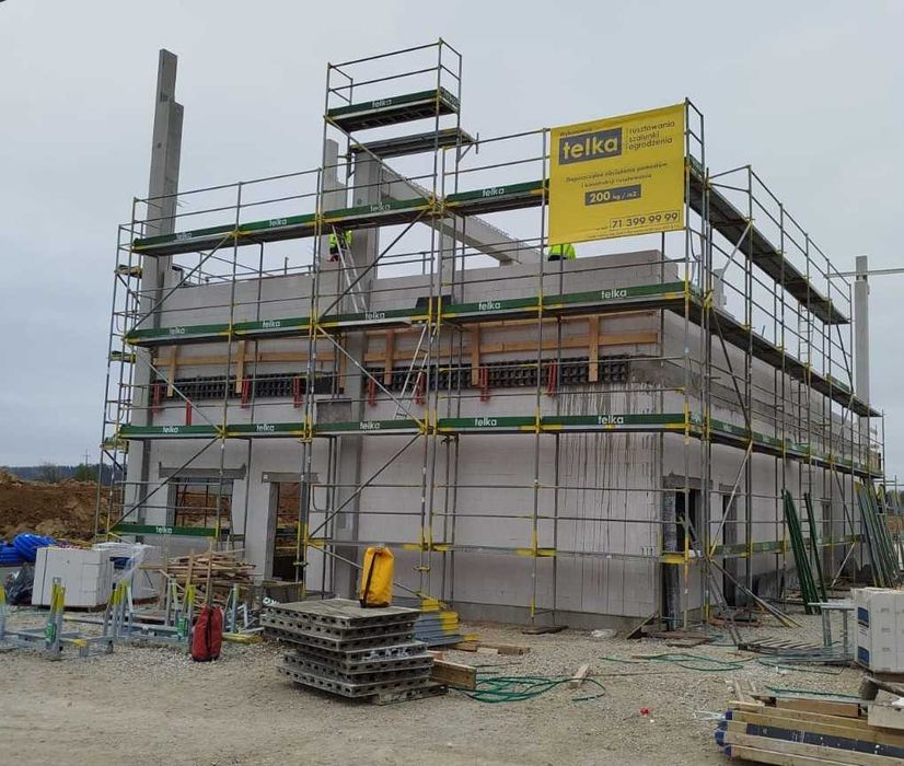 Wynajem rusztowań elewacyjnych system Plettac