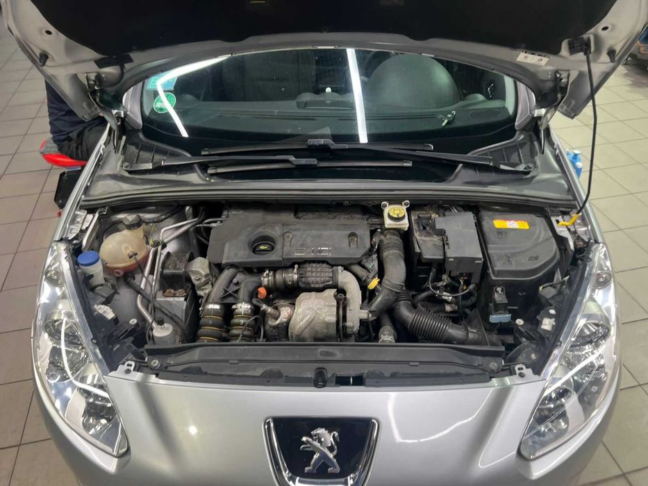 Peugeot 308SW 2012 1.6 e-HDI