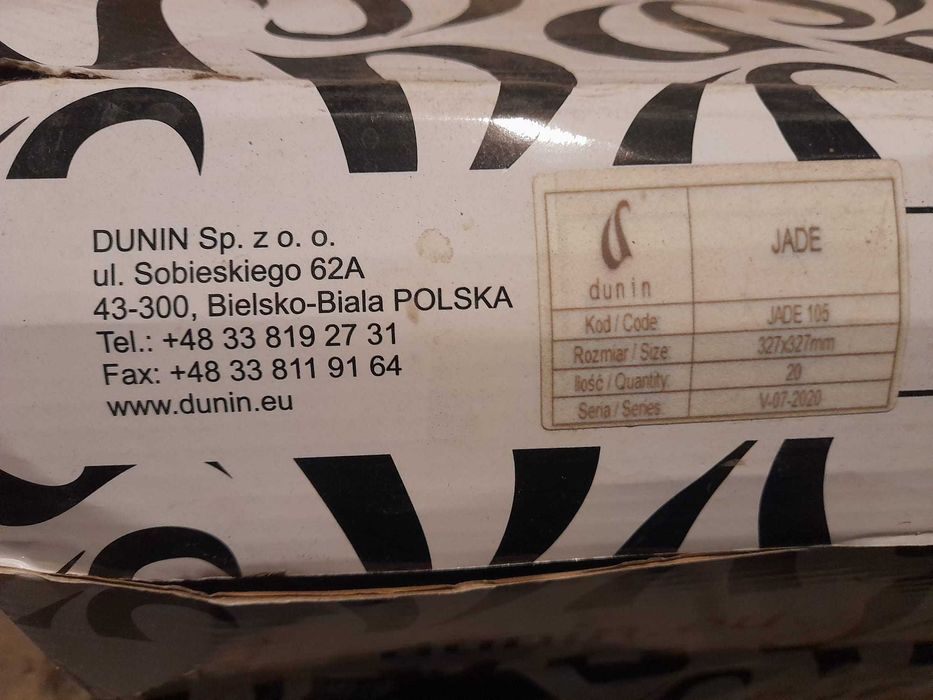 Szklana mozaika JADE 105 od Dunin 32,7 x 32,7  44 szt.