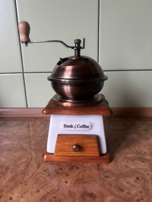 Кофемолка декоративная