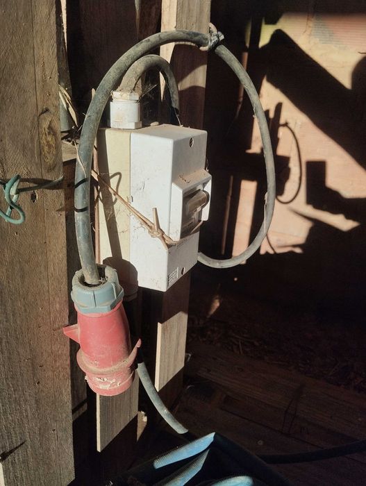 Bomba elétrica trifásica com bomba de água acopolada