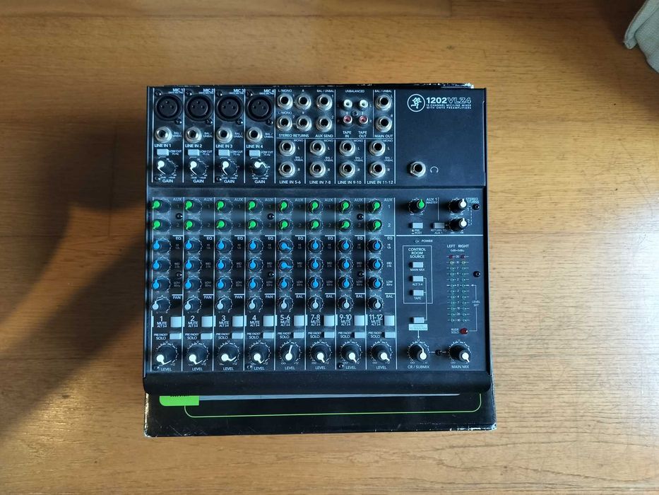 Mesa Mistura Mackie 1202 VLZ4