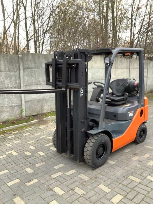 Toyota 8FGF15 2020 Triplex 4,3 m | Waga | 4100 mtg | LPG