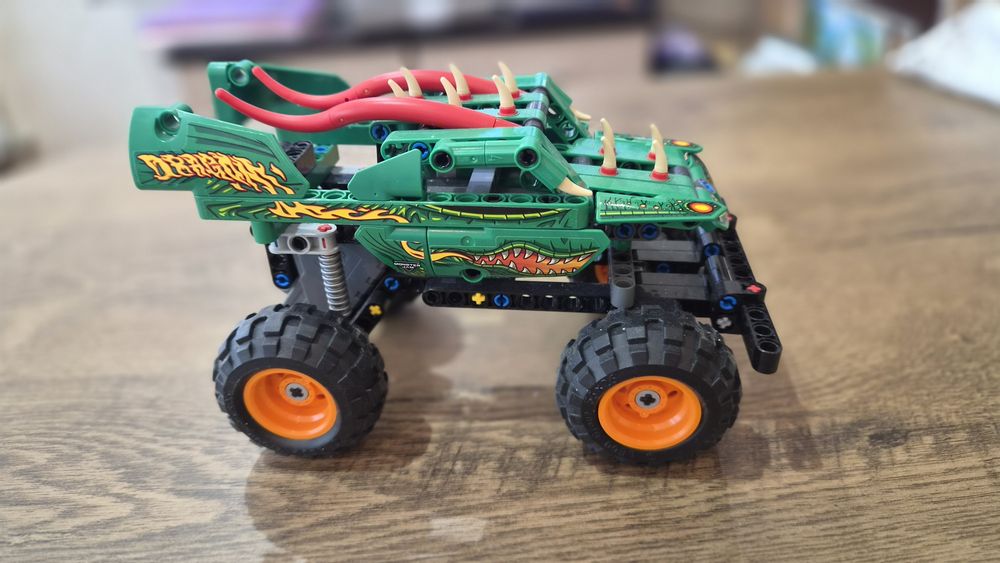 Lego Technic модель 42149