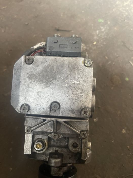 Продам паливний насос