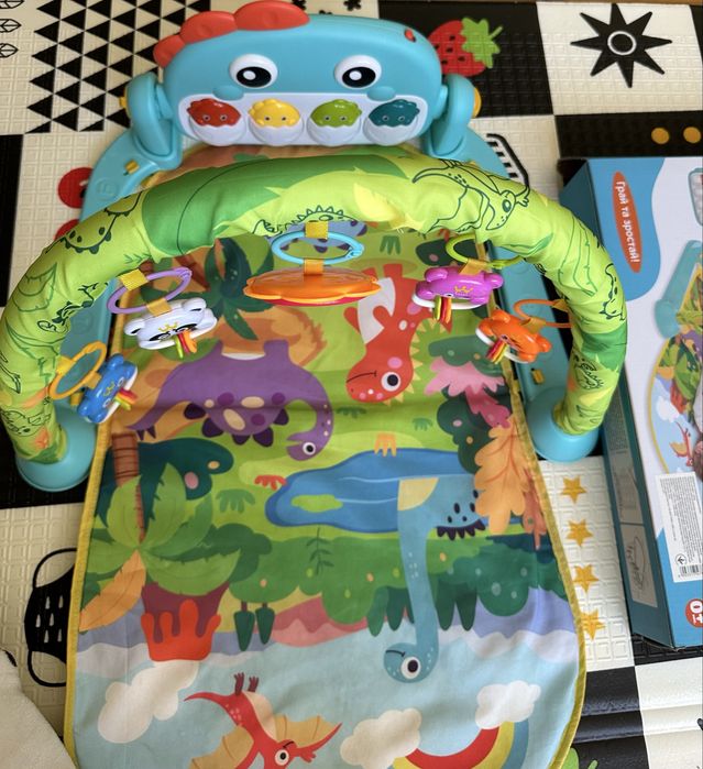 Іграшка для немовлят Розвиваючий килимок