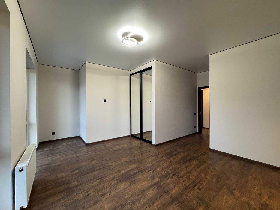 Крайній таун з ремонтом на 3 сотках в Бучі