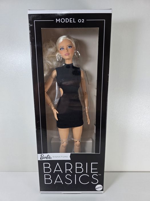Barbie Basics 02,04