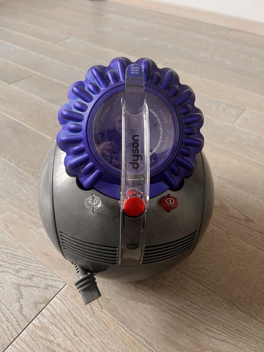 Пилосос dyson cy23 з сша 120в, можна на запчастини