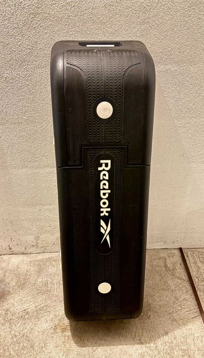Plataforma de Exercício Reebok Deck - preta e branca
