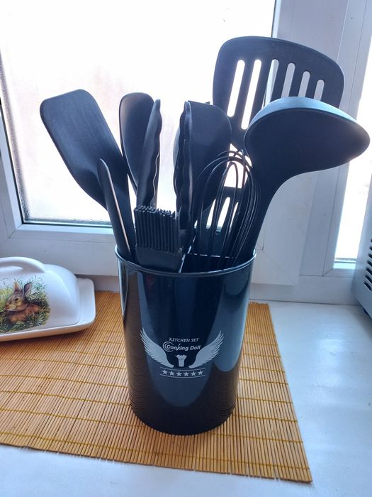 Набір приборів для кухні