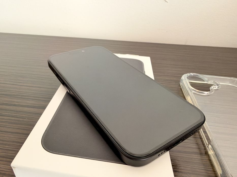Sprzedam iPhone’a  16/128 w idealnym stanie – 100% kondycji baterii!