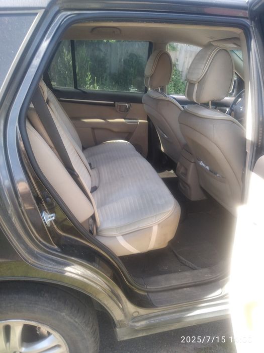 Продаж машини HYUNDAI Santafe 2011рік США