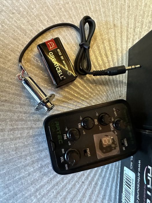 PRE AMPLIFIER FOR ACOUSTIC GUITAR ARTEC CEQ4