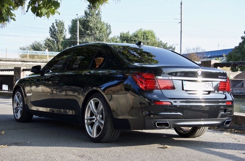 BMW 740 long M Sport Package 2015