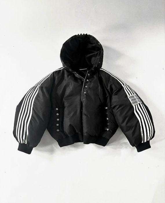 BLACK SNOW MEGABOMBER. madwest trash stripe.