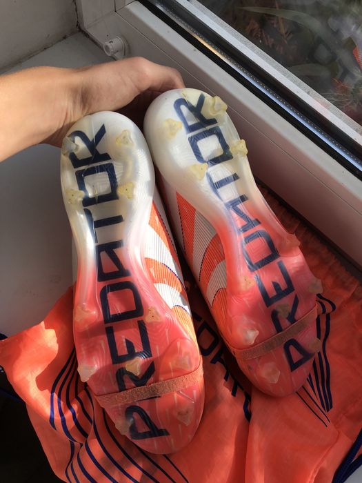 Buty piłkarskie korki lanki adidas predator coral blaze z workiem rozmiar 42  2/3