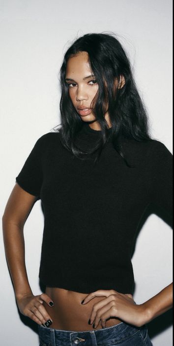 М'який трикотажний джемпер з короткими рукавами Zara