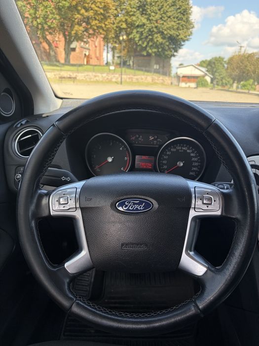 Ford Mondeo MK4