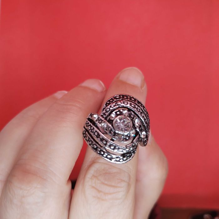 ANEIS (7) 1 unid -3€; 2 unid- 4€; 3 unid- 5€