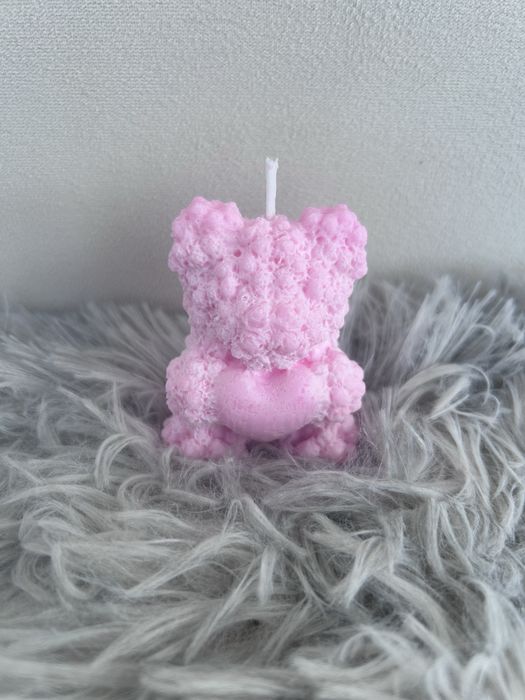 Ursinho cor de rosa
