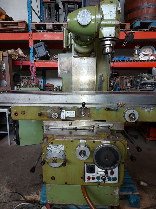 Fresadora Euro 5 mesa de 1800, 1350 curso