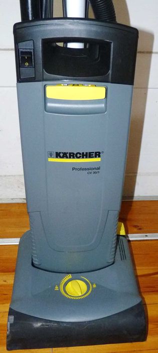 Odkurzacz kolumnowy Karcher CV 30/1