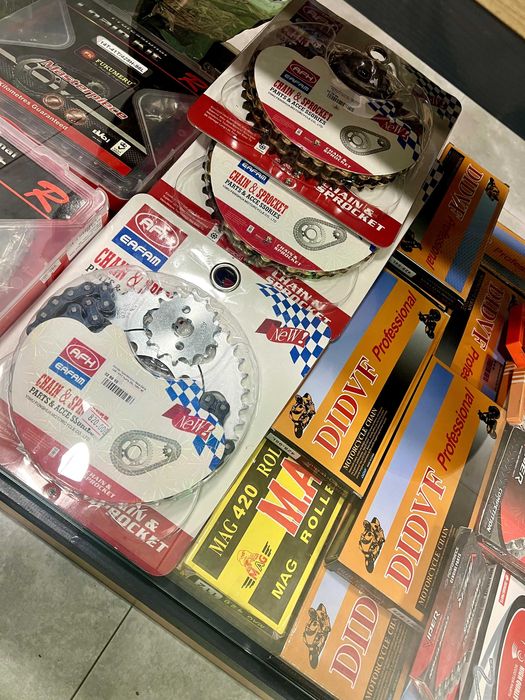 Цеп / ланцюг приводу трансмісії на мотоцикл 420-428-520-530 шаг