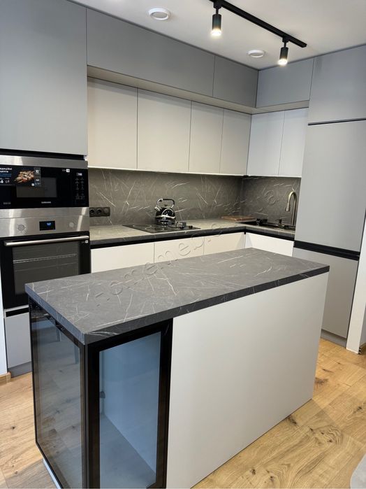 Всі меблі власного виробництва під замовлення. Кухні, Шафи.