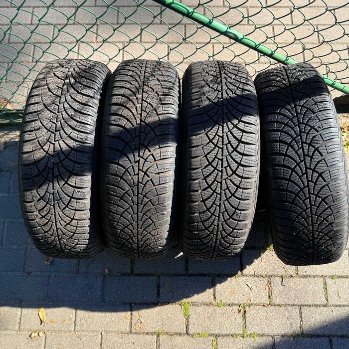 Opony zimowe Goodyear Ultragrip 9+ 185/65 R14 z felgami do Ford Focus