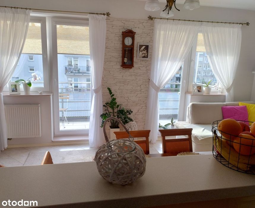 Przestronny 3-pokojowy apartament z balkonem