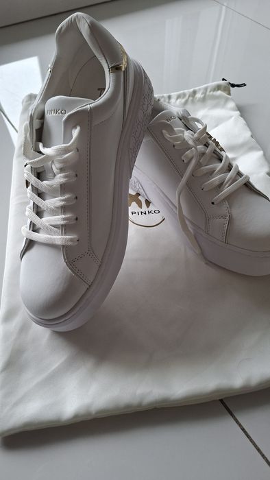 Sneakersy 40 pinko nowe