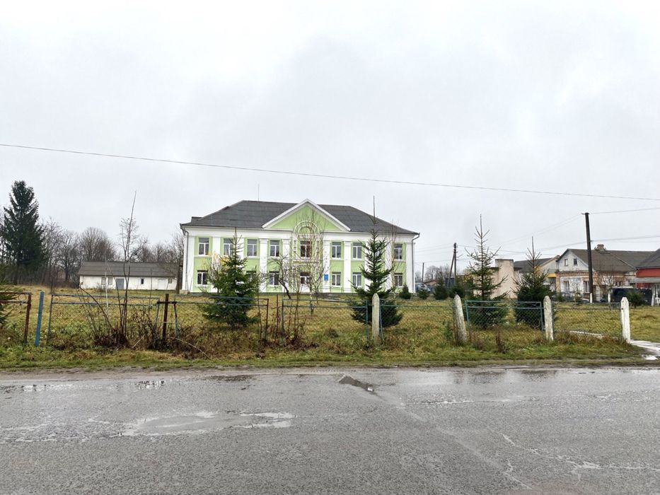 Фасадне приміщення 485 кв.м