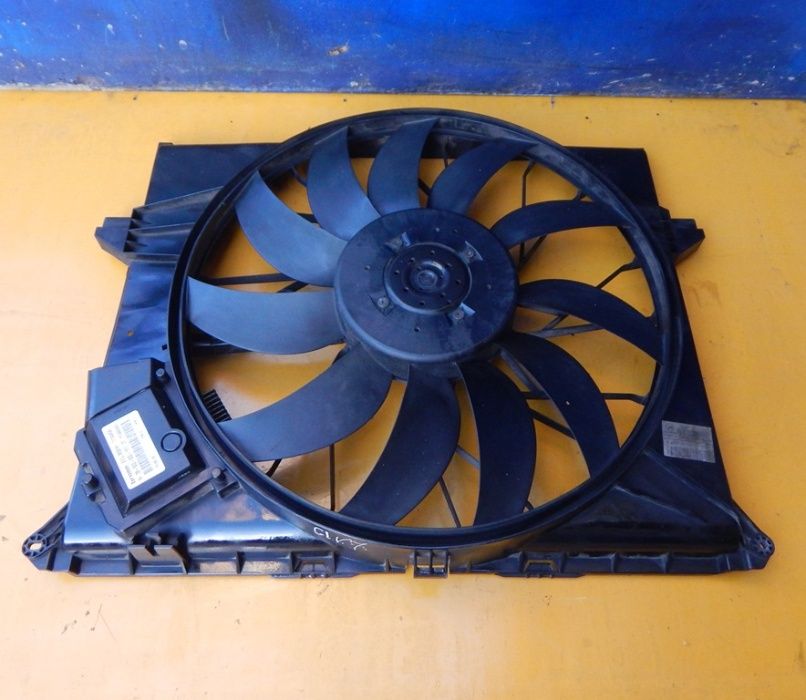 Вентилятор Охлаждения 320 350 450 550 Mercedes ML W164