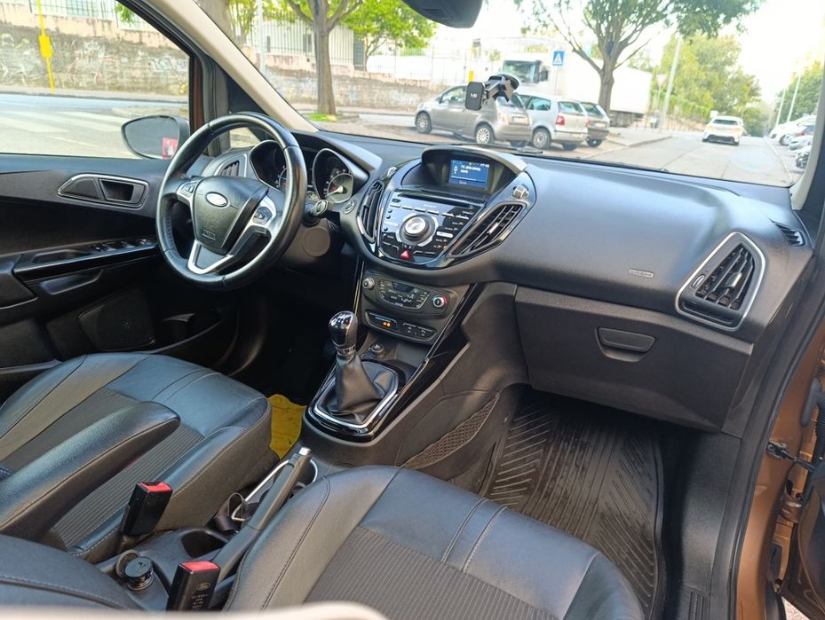 Ford B Max 2012 Titanium