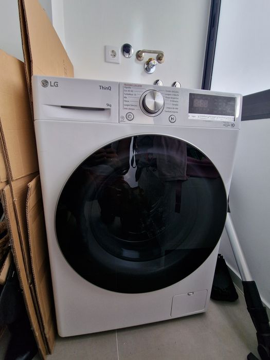 Máquina Lavar Roupa LG 9KG, IA, Classe A, Turbo Wash, Garantia