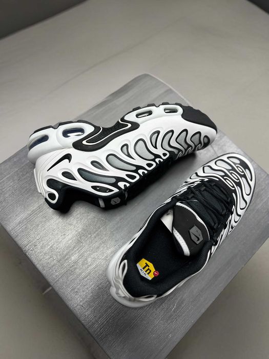 Кросівки Nike Air Max Plus Drift оригінал 44.5