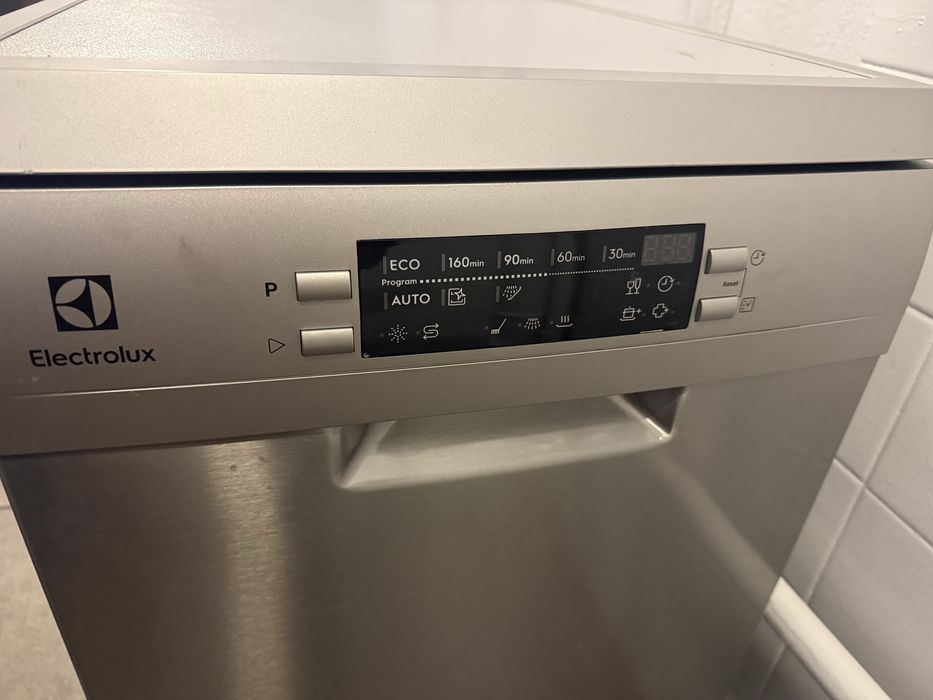 Zmywarka wolnostojąca ESA42110SX Electrolux