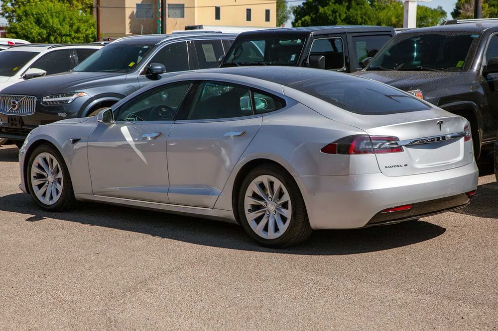 Tesla Model S 100D      2019