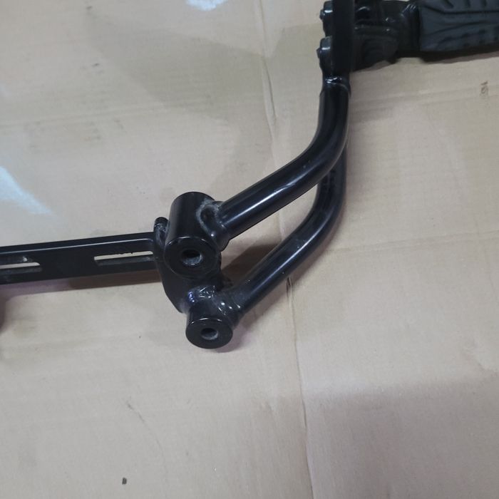 Podnóżki KTM Duke 390 125 sety pasażera set podnóżek