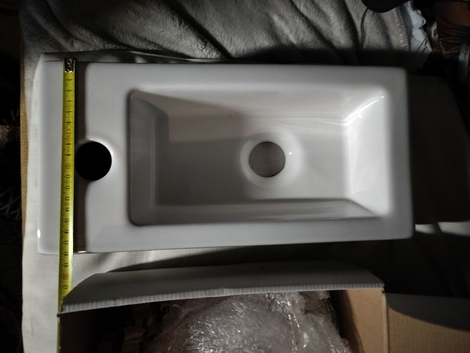 Umywalka mała  37x18