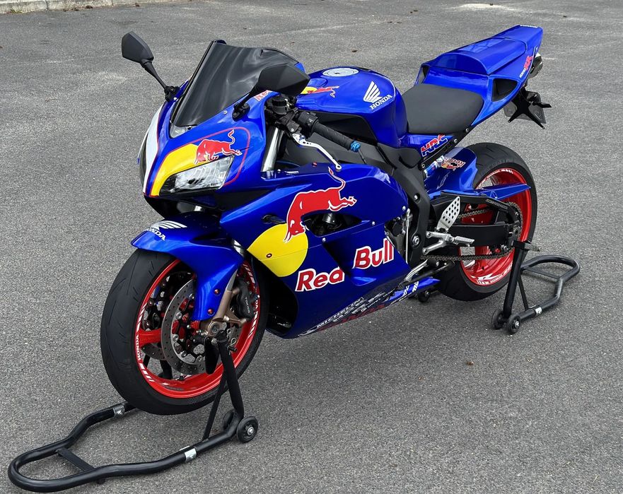 Honda CBR 1000 RR Red Bull Edition Akrapovic K&N Tytan