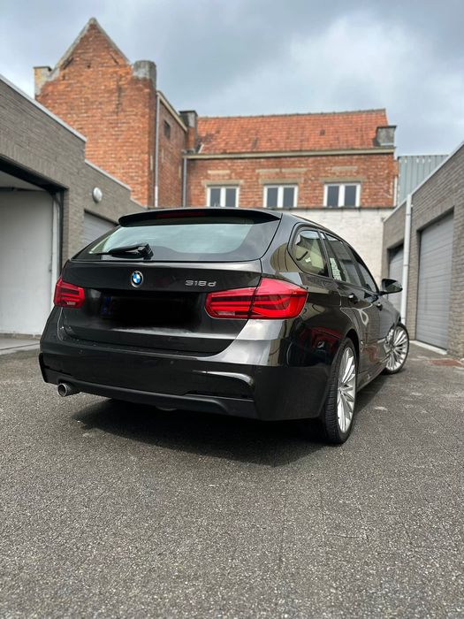 Bmw 318d Touring pack M