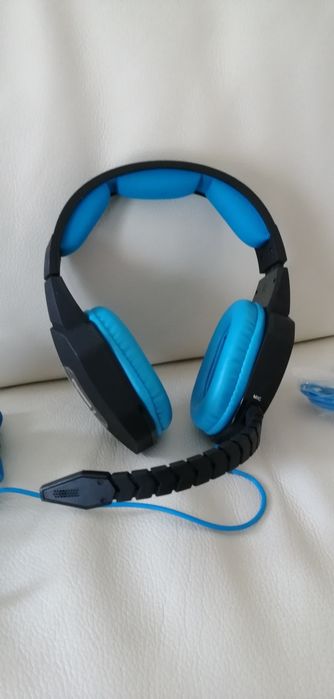Fones gaming com microfone para PS3, Xbox 360 e PC.