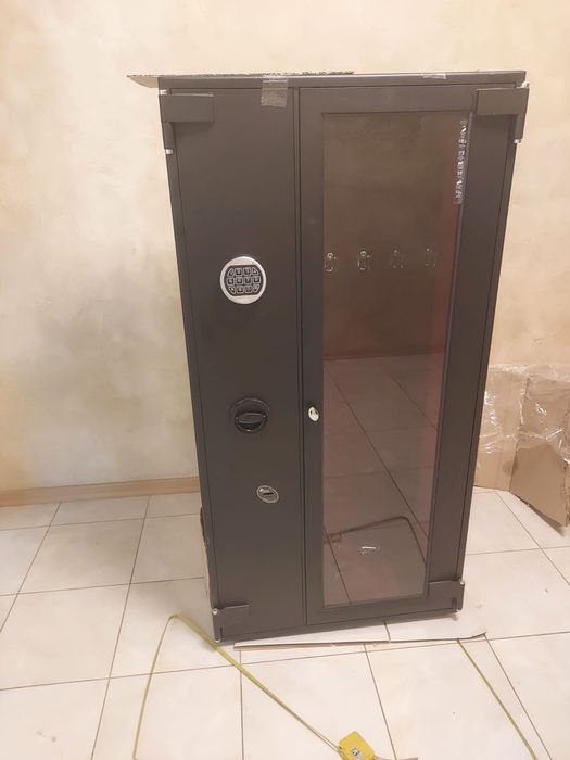 Продам сейф оружейный