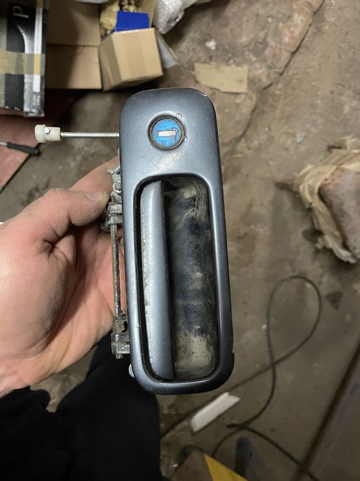 Zamek klapy VW Golf IV 4 HB LC7V